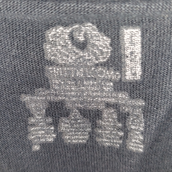 Set Of 4 Fruit of the loom LG tanks - Picture 3 of 8